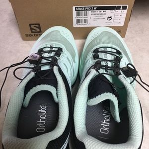 New, wmn size 8, Salomon Sense Pro 2 running shoes